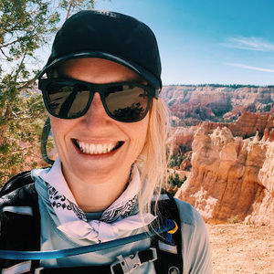 Meet your Posher, Holly